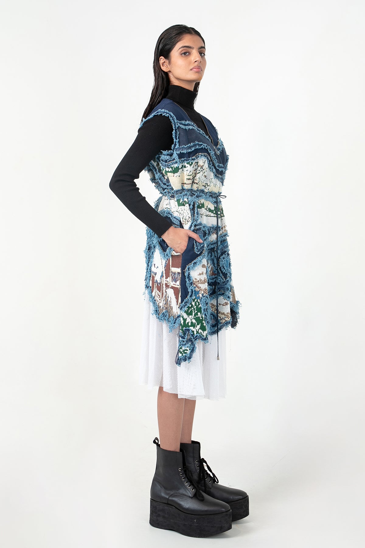 Broken Wave V-Neck Short Dress with Skirt