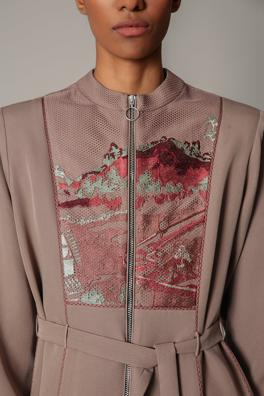 Brown Hokusai Embroidered 10-Cut