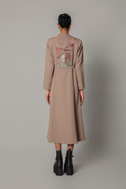 Brown Hokusai Embroidered 10-Cut